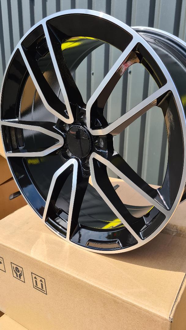 Alloy wheel close-up on display